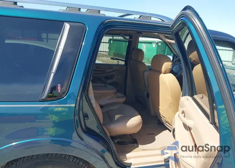 1998 Lincoln Navigator z USA, uszkodzony, nr VIN 5LMPU28L2WLJ21903